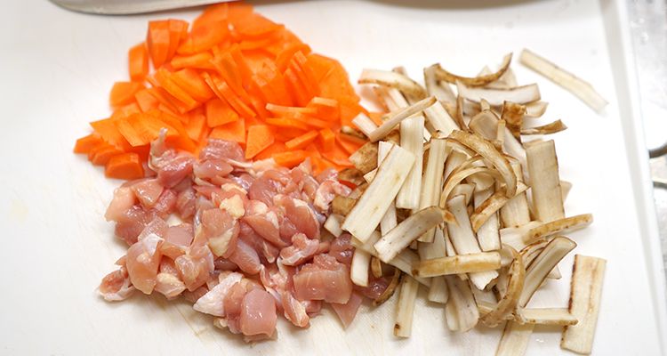 ひじきと鶏肉の炊き込みご飯レシピ